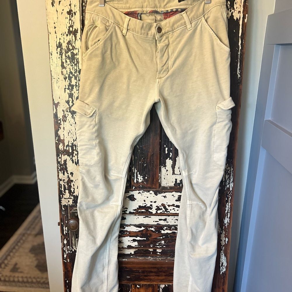 Rockstar Sushi Men’s Moto Cargo Pants size 34. Utility pants. 90’s look.